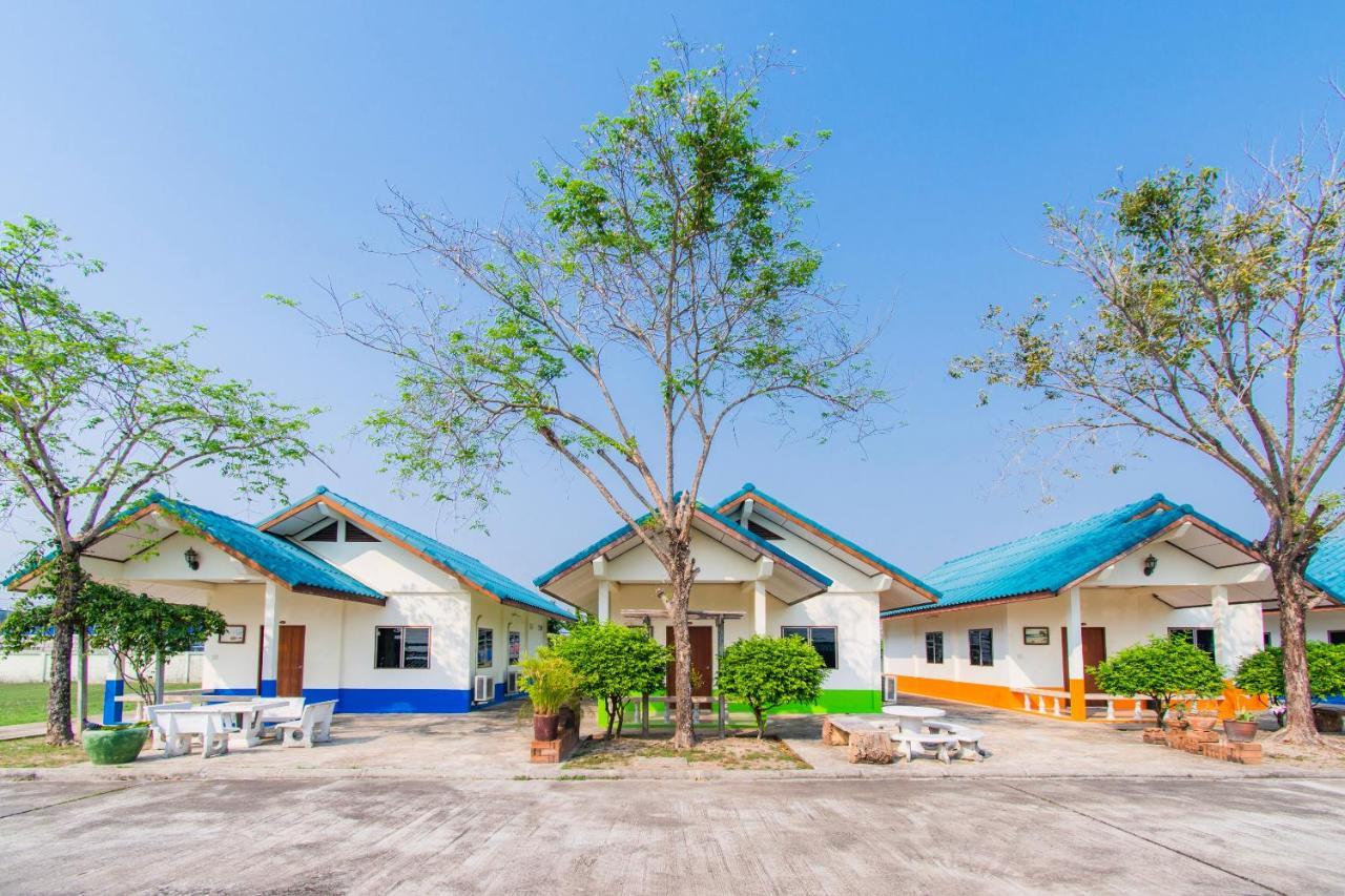 Oyo 658 Peamsook Resort Prachuap Khiri Khan Bagian luar foto