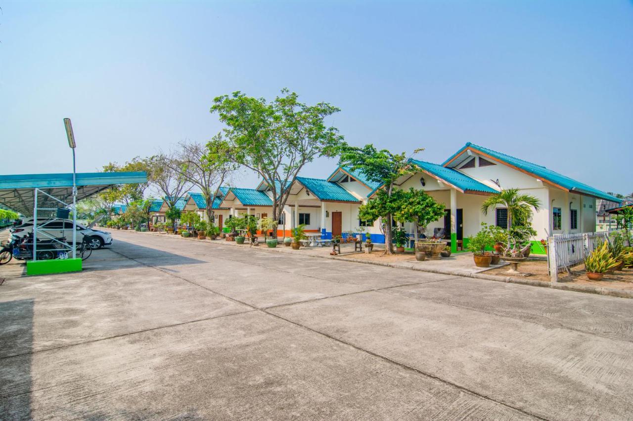 Oyo 658 Peamsook Resort Prachuap Khiri Khan Bagian luar foto